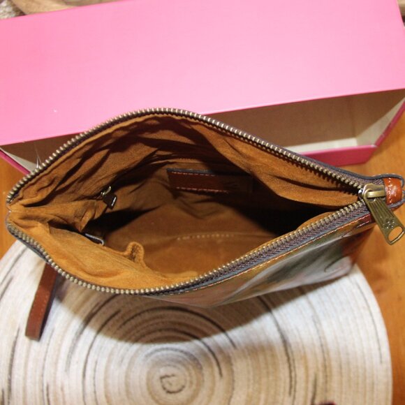 NWT Patricia Nash Watercolor Butterflies Clutch wristlet handbags. PRETTY,CLASSY - Picture 8 of 12